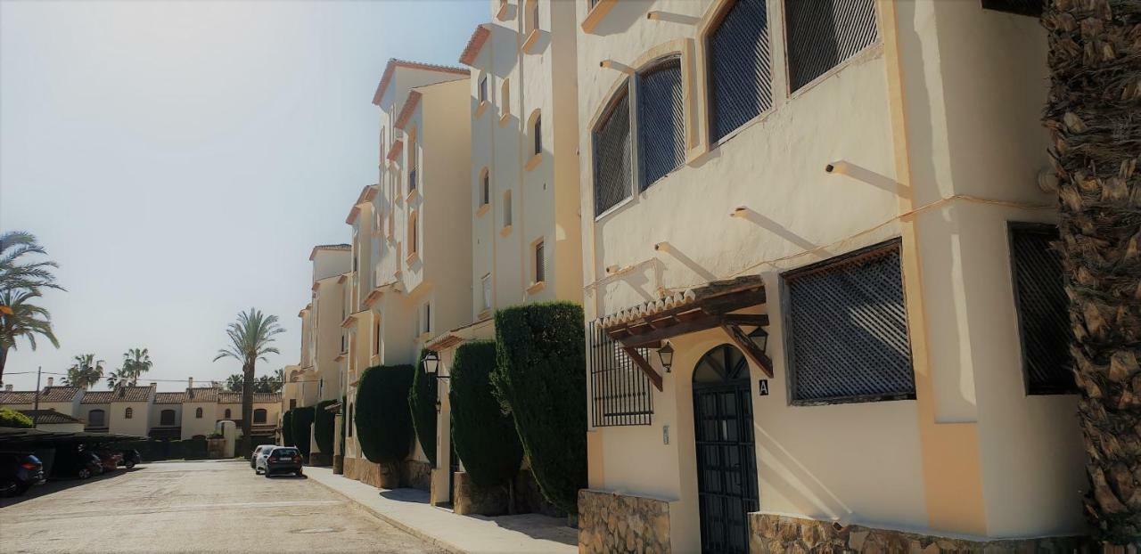 Bungavilla House In La Isla Jávea Екстериор снимка