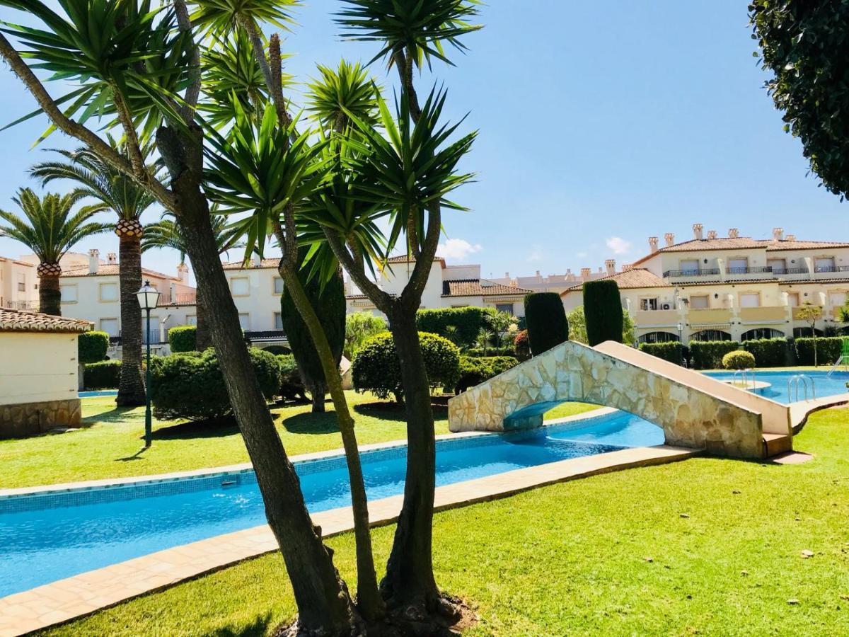 Bungavilla House In La Isla Jávea Екстериор снимка